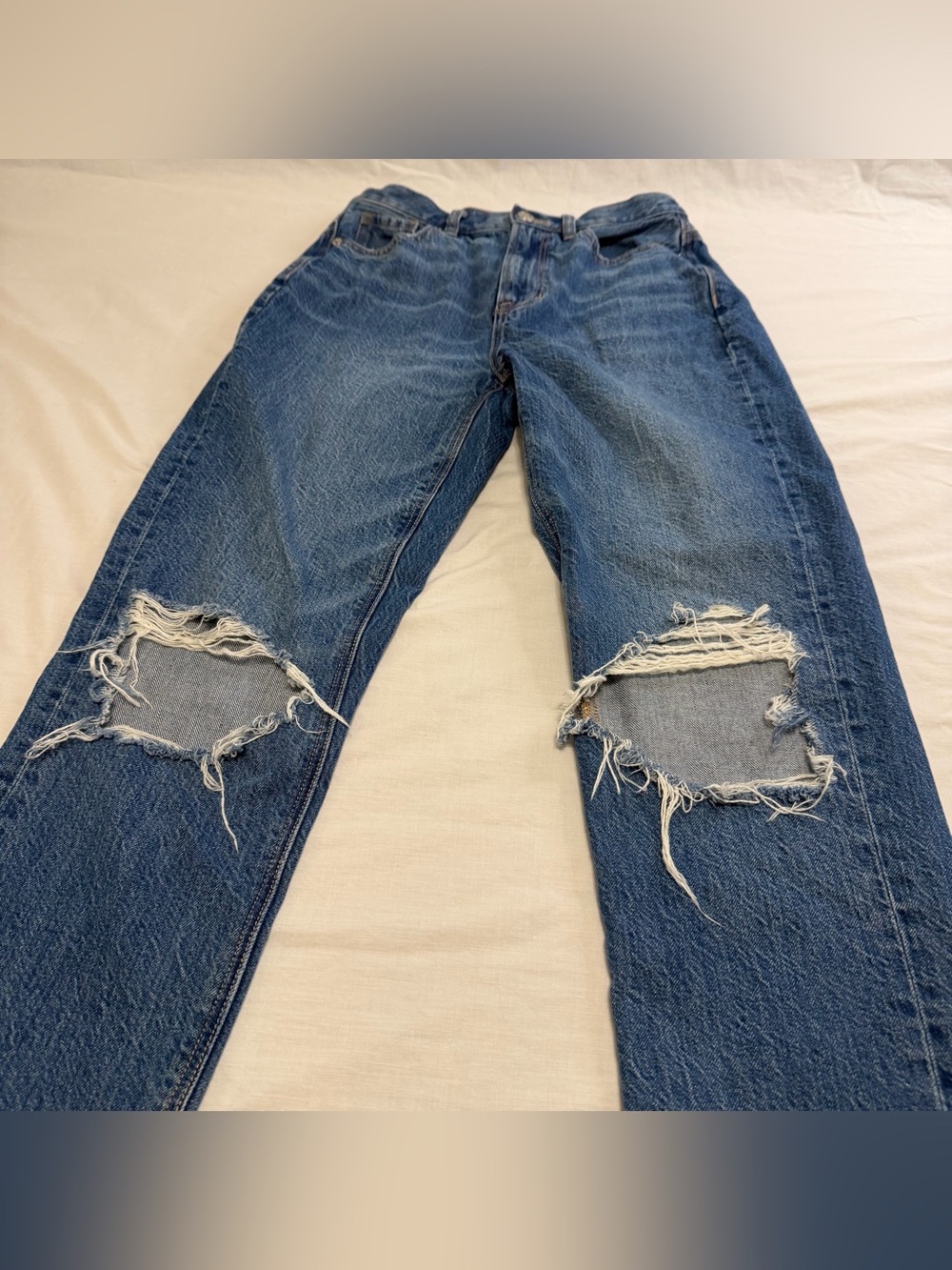 American Eagle Highest Rise Mom Jeans Size 0 Regular